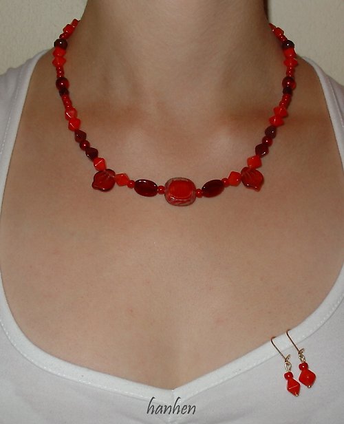 Náhrdelník -Červenky — foto 3