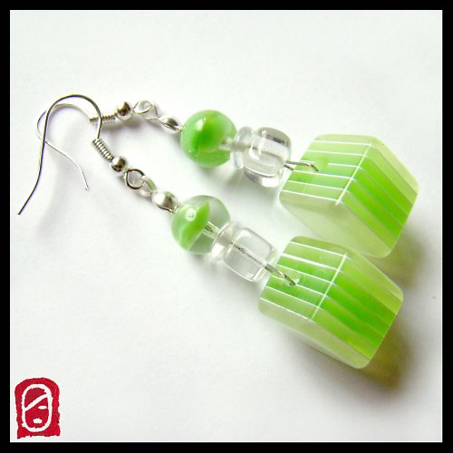 Juicy plastic in green — foto 3