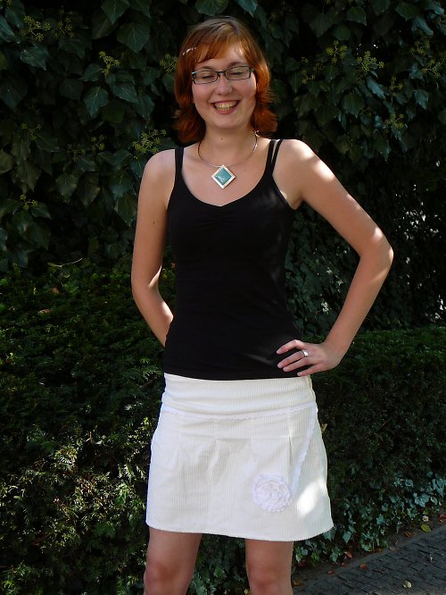 Sukně bílá podzimní — foto 2