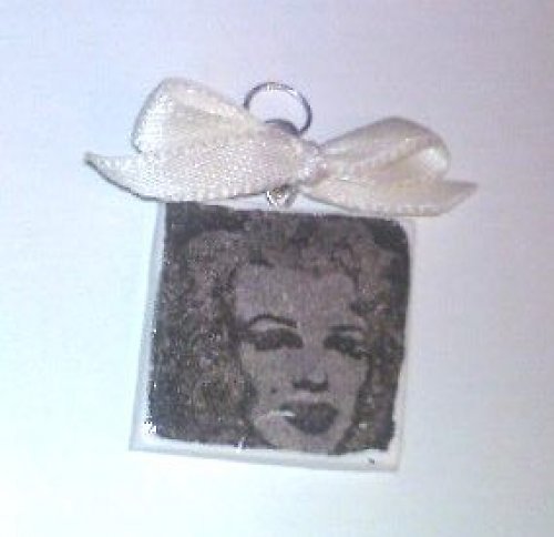RETRO Marilyn prívesok — foto 2
