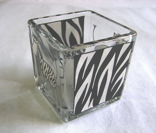 Malovany svicen -zebra — foto 2
