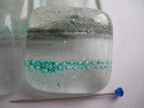 Kouř ve vodě - skleněné kamínky 2 x 2 cm — foto 2