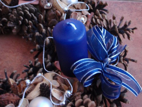Dekorativní adventní věnec — foto 2