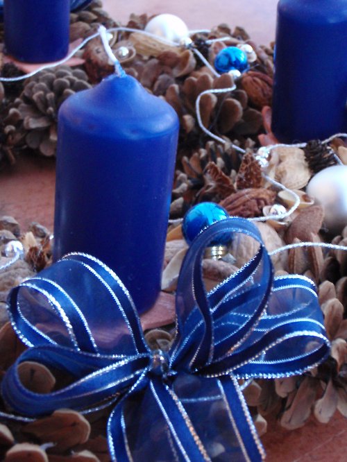 Dekorativní adventní věnec — foto 5
