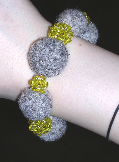Grey is not boring! SLEVA — foto 2