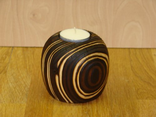 Dřěvěný svícen — foto 3