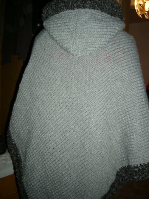 Pletené pončo — foto 2