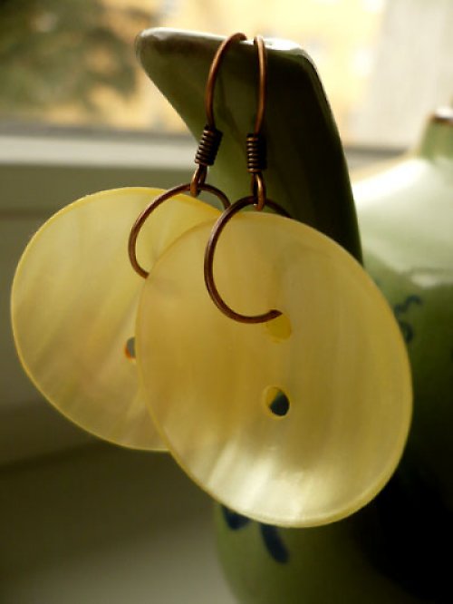 ...have a button-nose: SLEVA 50% — foto 5