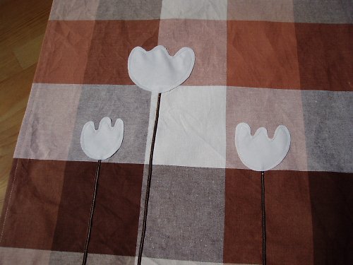 Jarní ubrus s tulipánky — foto 2