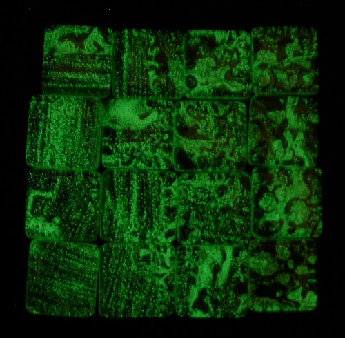 Svítící kachličky 3 x 3 cm — foto 2