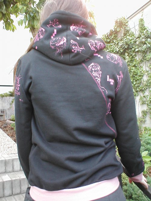Mikina — foto 2