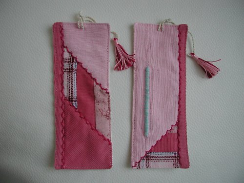 Záložka do knihy - růžová - patchwork. — foto 2