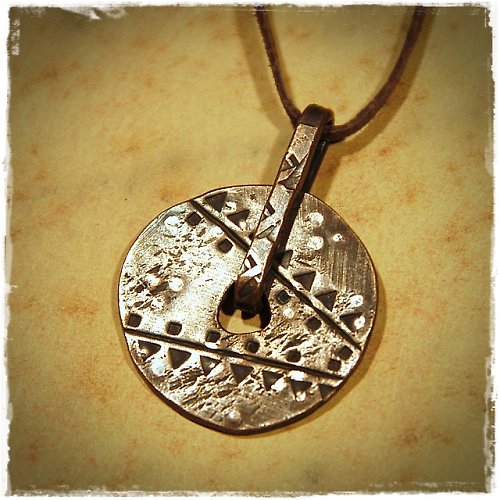 "Kovaný amulet..." — foto 2