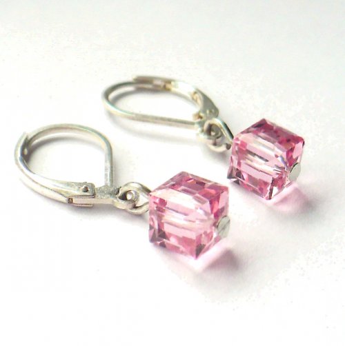 Kostičky Swarovski v růžové — foto 2