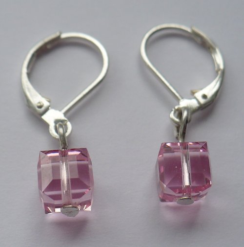 Kostičky Swarovski v růžové — foto 3
