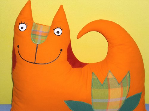 Oranžová číča — foto 2