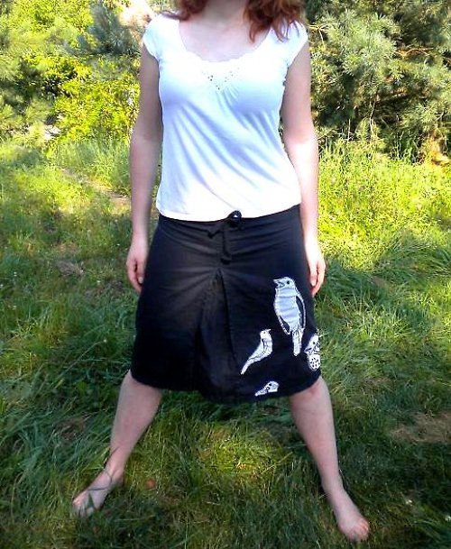 Pozor! Vyletí ptáček! Sukně se zajímavou bavlněnou aplikací ptáčků :) — foto 3