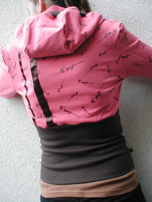 Mikina — foto 3