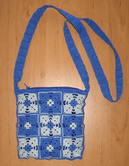 Fialová kabelka — foto 3