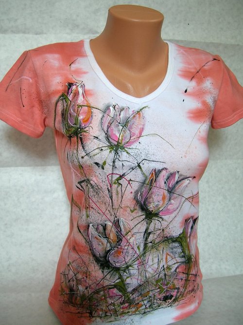 Triko "Tulipány", M, rezervace — foto 2