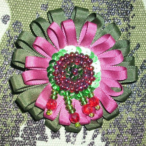 Brož - dark green/red — foto 3