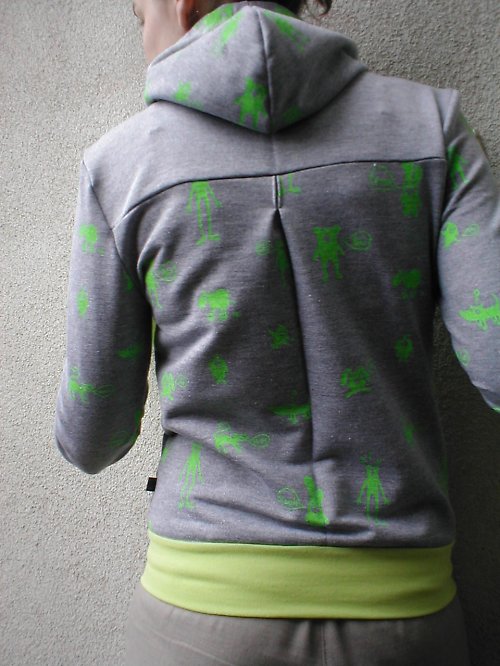 Mikina — foto 3