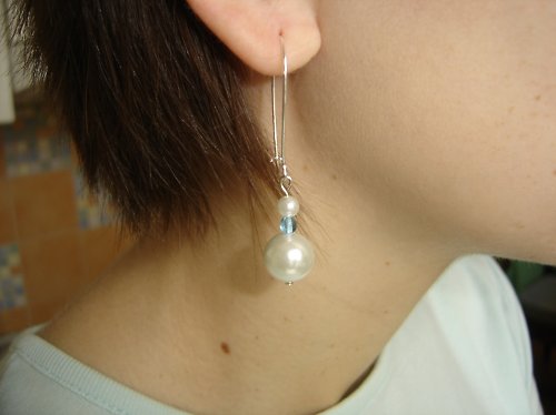 Sněhobílá elegance — foto 3