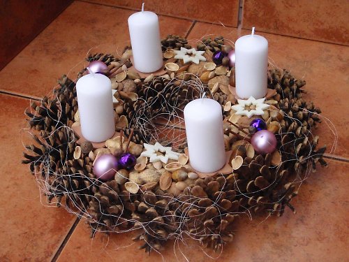Adventní věnec bílá s lila - 22 — foto 3