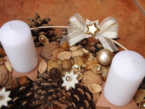 Adventní věnec v bílé - 27 — foto 2