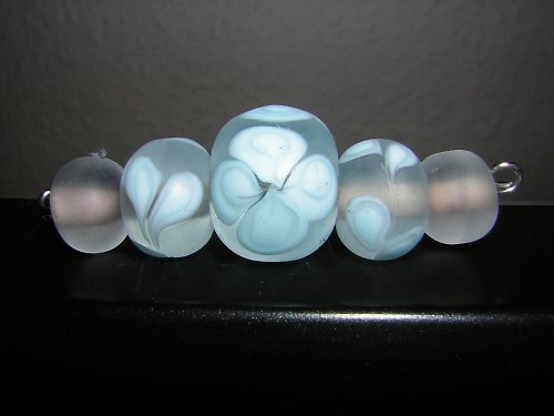 Něžně bleděmodrá. — foto 2