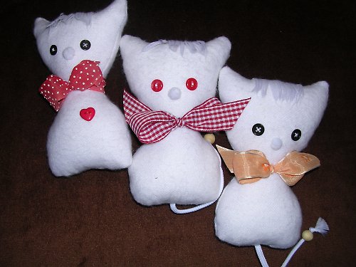 Bílé kočičky - voňavé — foto 3