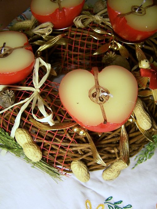 Adventní jablíčkový věnec — foto 2