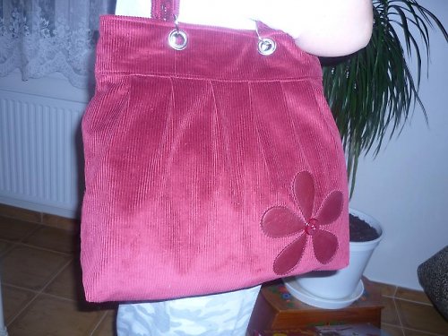 Manšestrová Bordo´ — foto 2