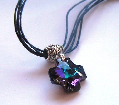Swarovski křížek — foto 2