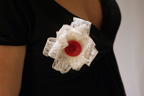 Slečna je nedbalý elegán — foto 3