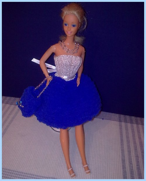 Večírkové šaty pro Barbie — foto 6
