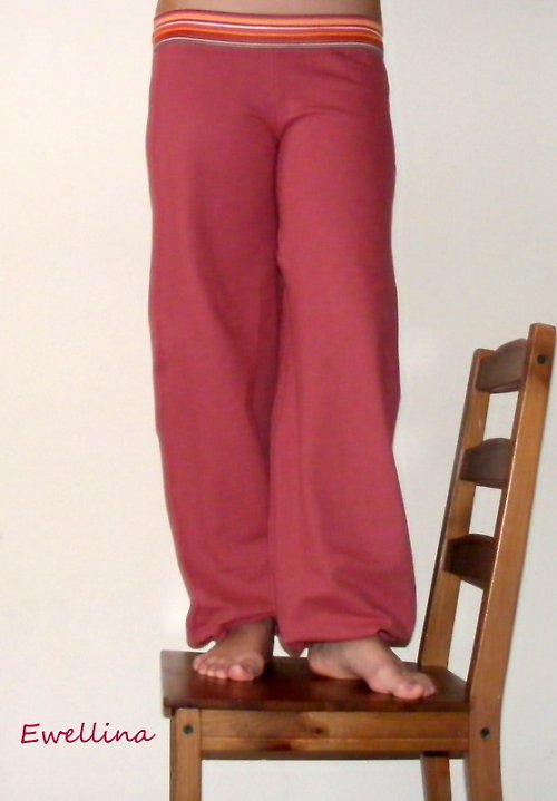 Pohodlné tepláky — foto 2
