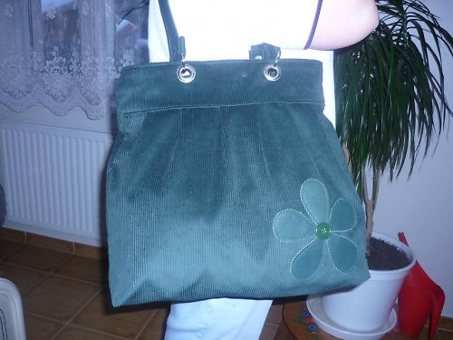 Lahvově zelená... — foto 2