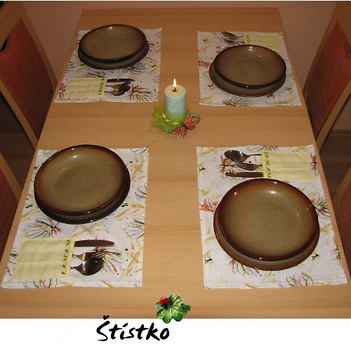Kopretinové prostírání s kapsami — foto 2
