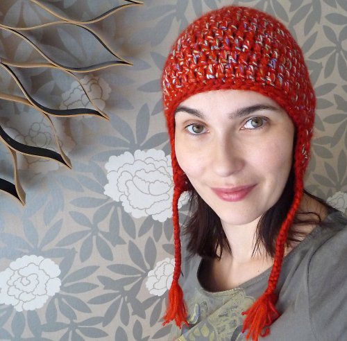 Červená žíhaná čepice — foto 2