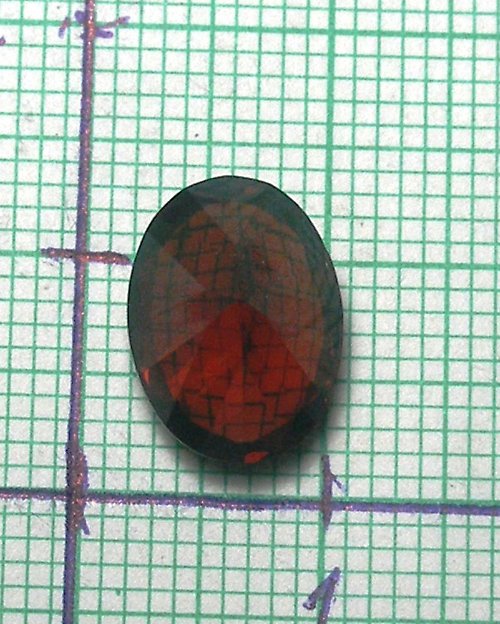 Granát - oválný brus - 12 x 9 mm — foto 2