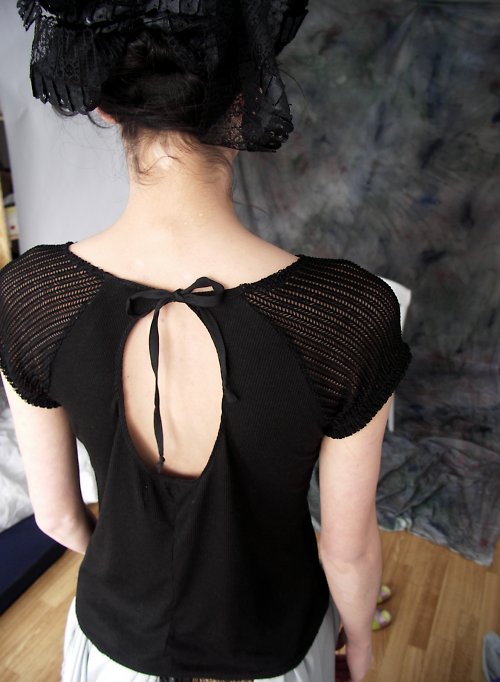 Black Milk, triko — foto 3