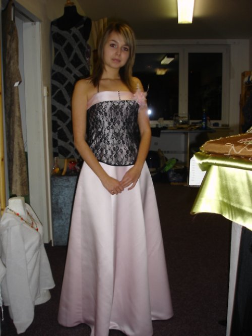 Plesové Šaty — foto 2
