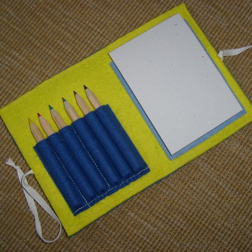 Bloček a pastelky — foto 2