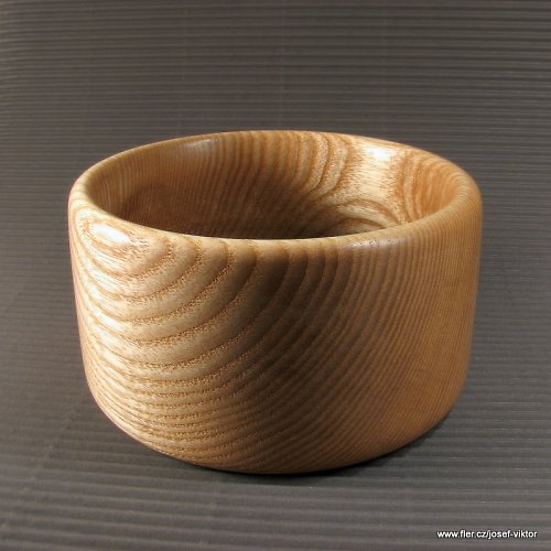 Mondéna IV. (7,3 cm) — foto 2