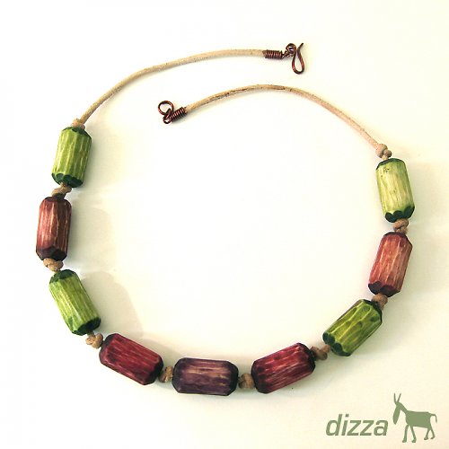 Náhrdlo United Colors — foto 5