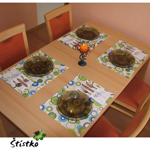 Kolečkové prostírání s kapsami — foto 4