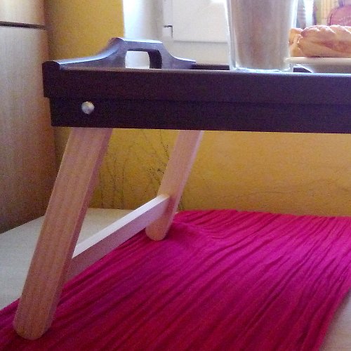 Lenošný Tác Nožičkový — foto 4