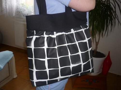 Čtverečková :)) POSLEDNÍ KUS!!! — foto 2