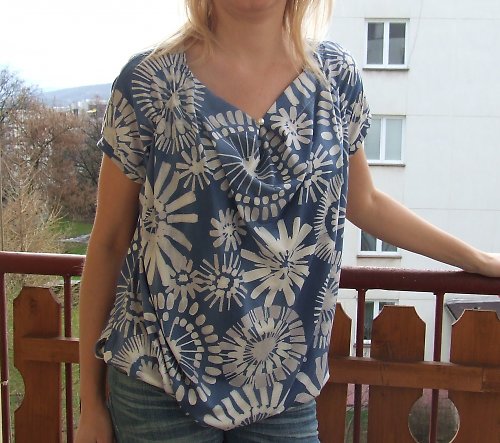 Tričko - volné,nařasené — foto 2